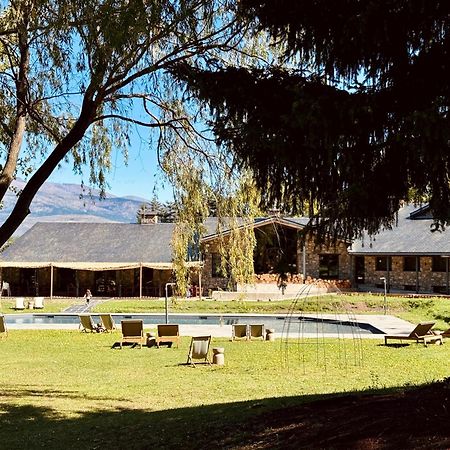 Basecamps Cerdanya Hotel Caixans Kültér fotó