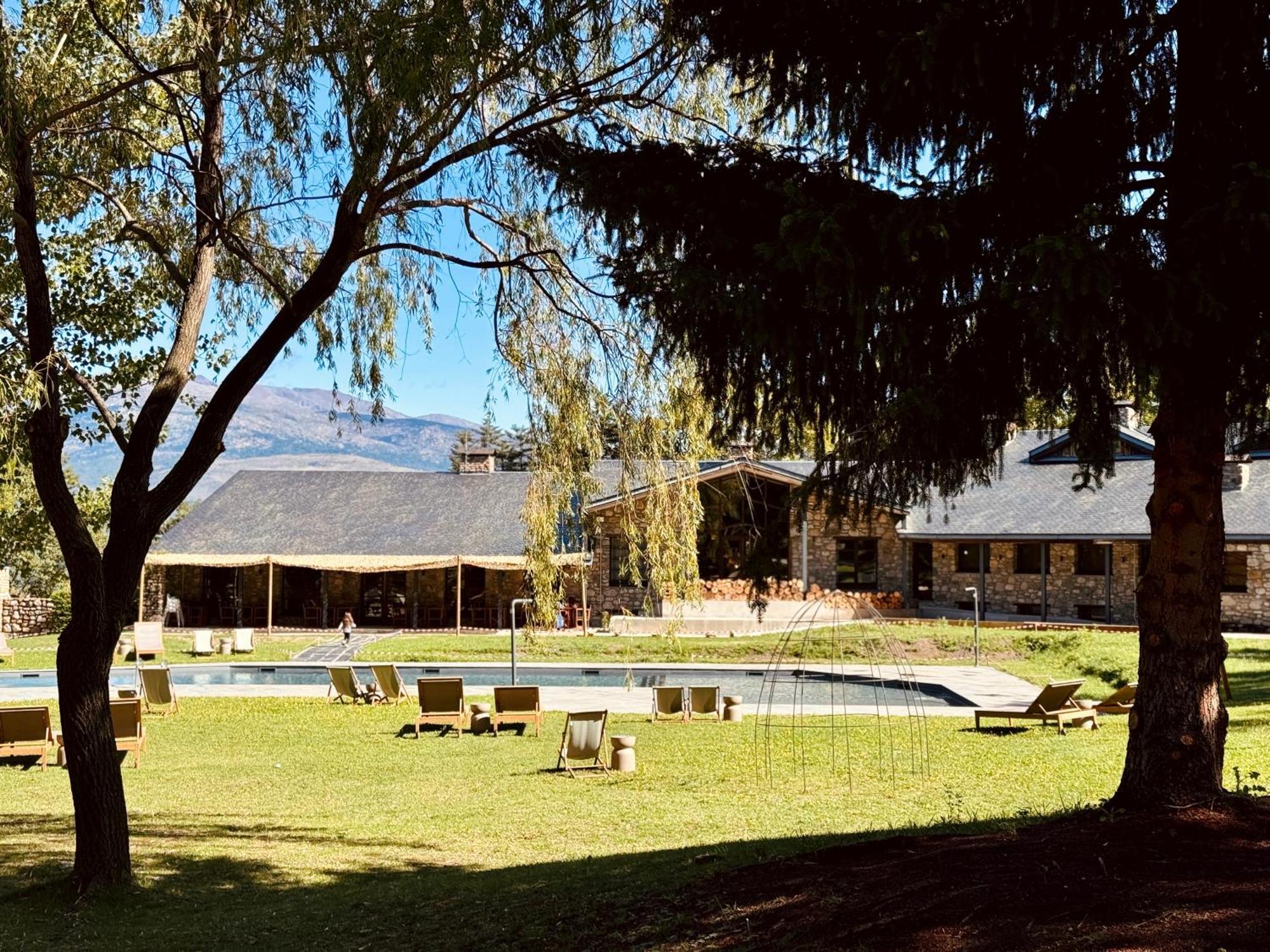 Basecamps Cerdanya Hotel Caixans Kültér fotó